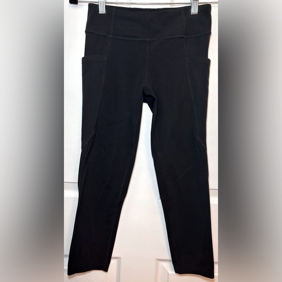 ATHLETA Girl Stash Your Treasures Capri Leggings- Black/ Size XXL (16) - Picture 4 of 11